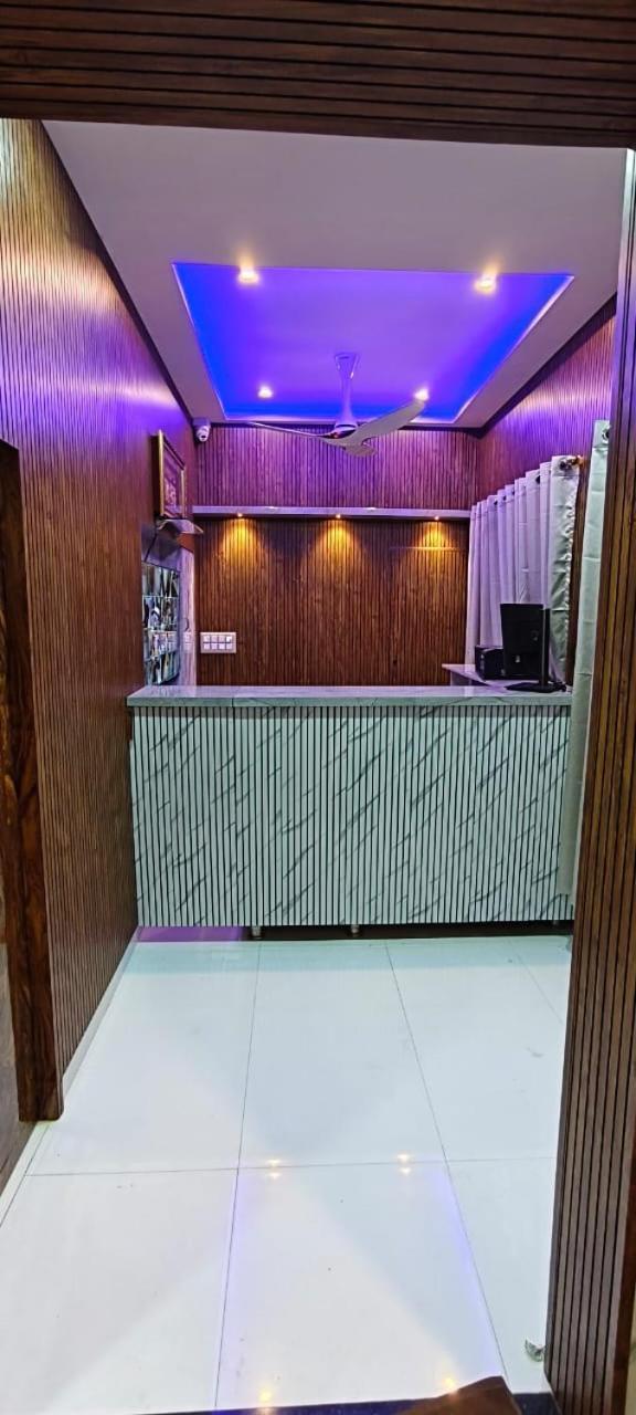 V R S Luxury Ac Dormitory Mysore Exterior foto